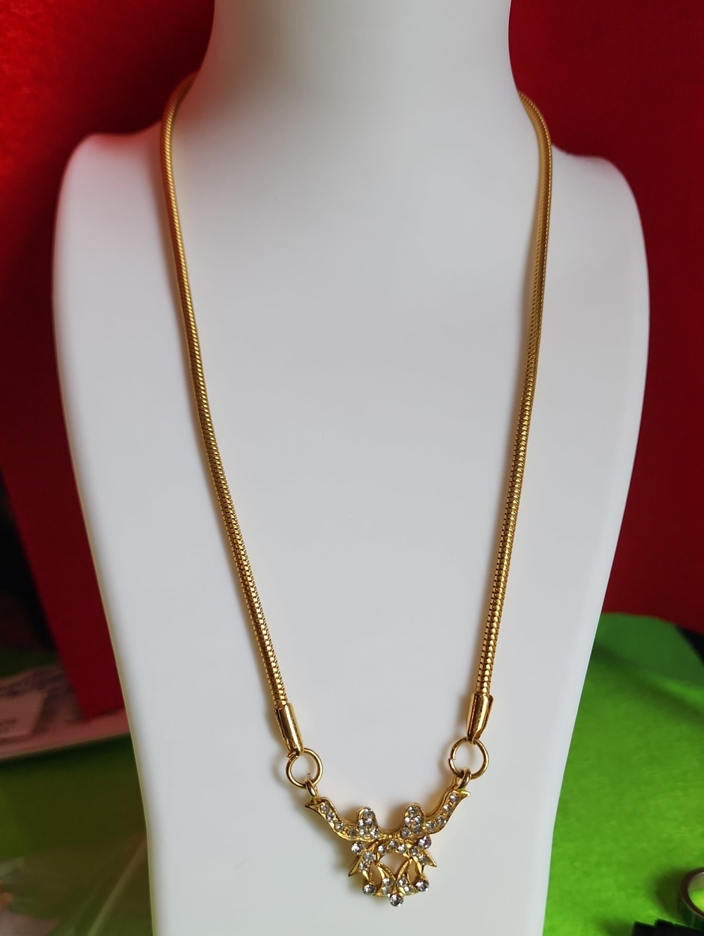 Gold-Tone Crystal Pendant Necklace - Elegant Women Jewelry